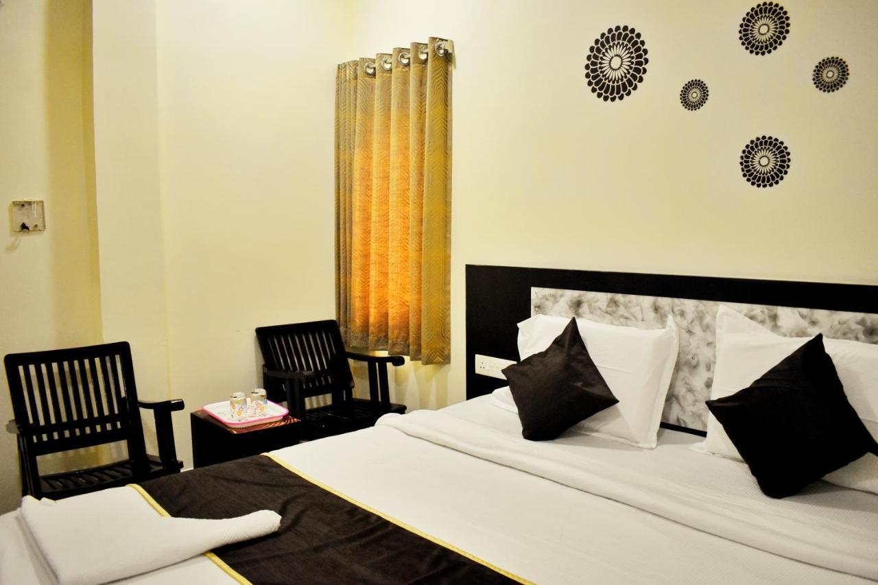 Skyotel Hotels & Banquets วิเจยาวารา ภายนอก รูปภาพ